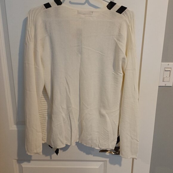 Women's August Silk Cardigan Size Large - Picture 2 of 5